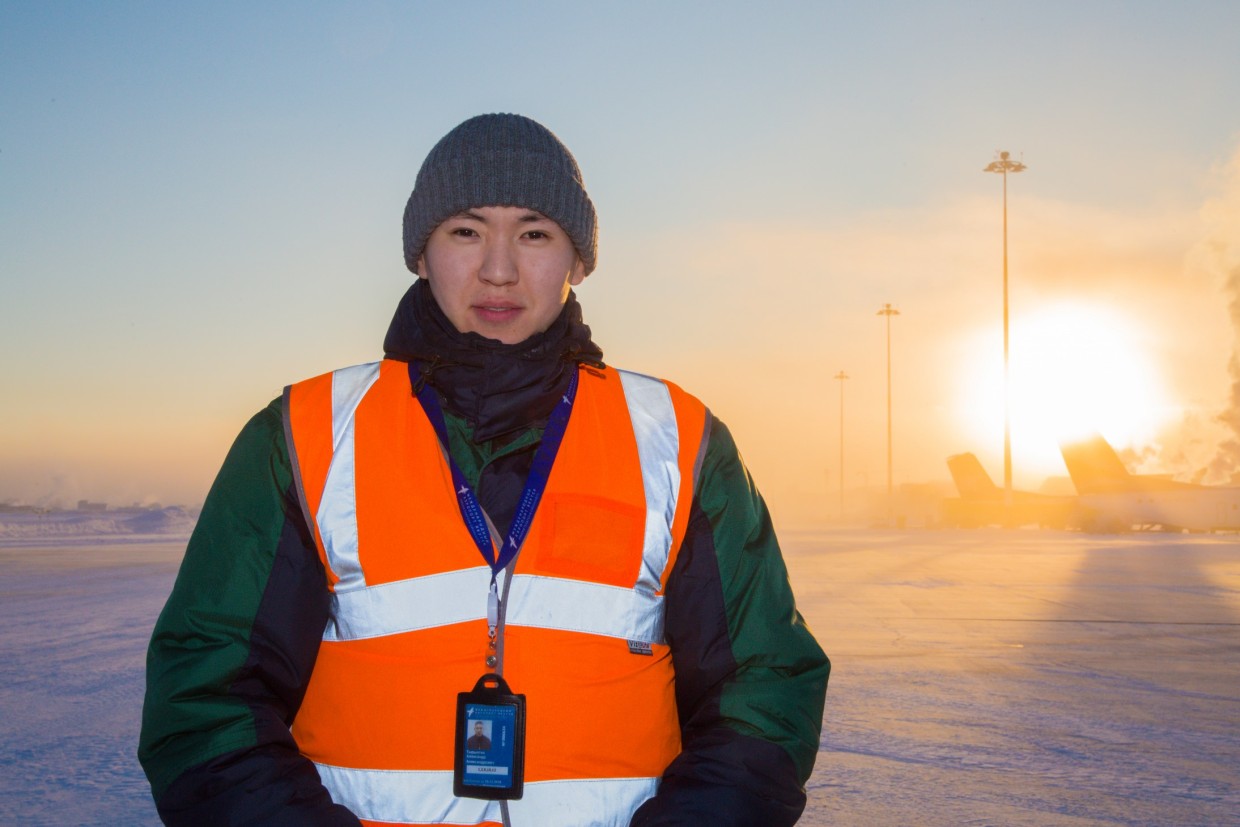 Экспедитор по перевозке бортового питания аэропорта “Якутск” Александр Тырылгин рассказал о своей работе, увлечениях и спортивных начинаниях