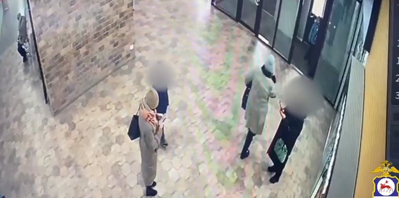 «Узнали друг друга по описанию и паролю «Мурка». Мошенники использовали якутскую бабушку в качестве курьера