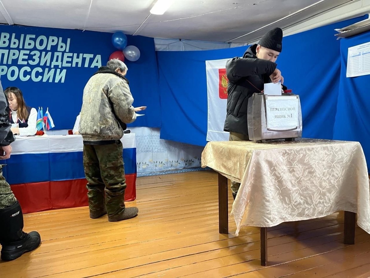 Более 8 тысяч избирателей в Якутии проголосовали досрочно на выборах президента РФ