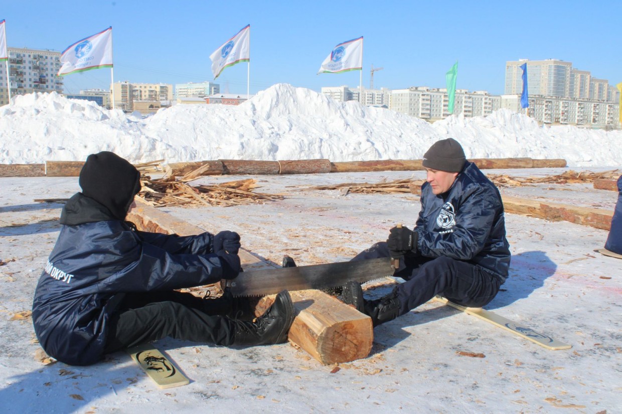 В Якутске прошли соревнования отцов и сыновей «Аҕа күрэҕэ – 2024»