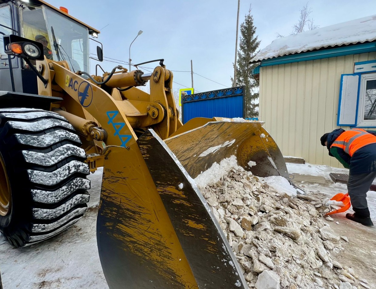 Аэропорт «Якутск» оказывает помощь семьям участников СВО