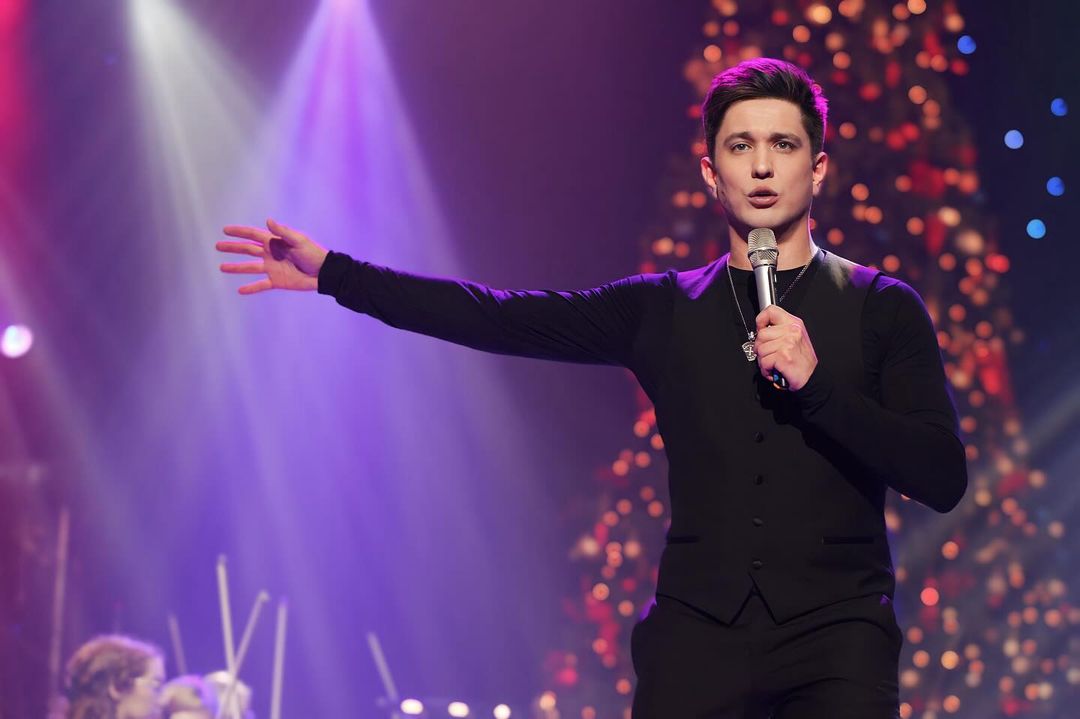 Григорий Чернецов стал заслуженным артистом Санкт-Петербурга