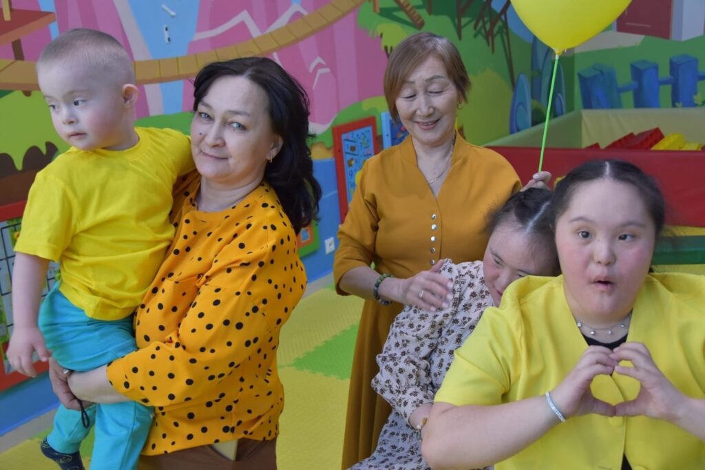 В Якутии проводится флешмоб и сбор средств в поддержку детей с синдромом Дауна