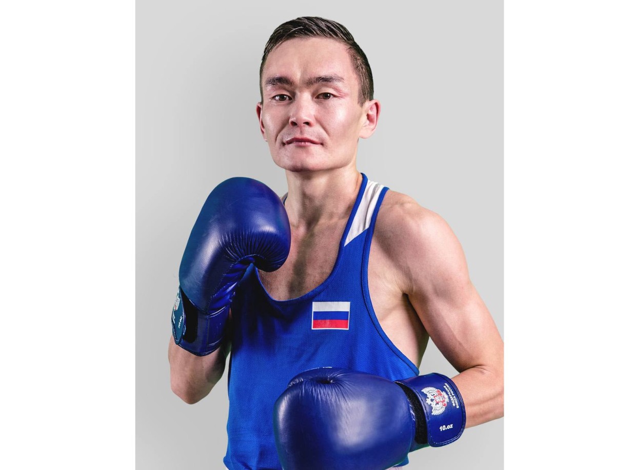 Василий Егоров готовится к чемпионату Европы по боксу