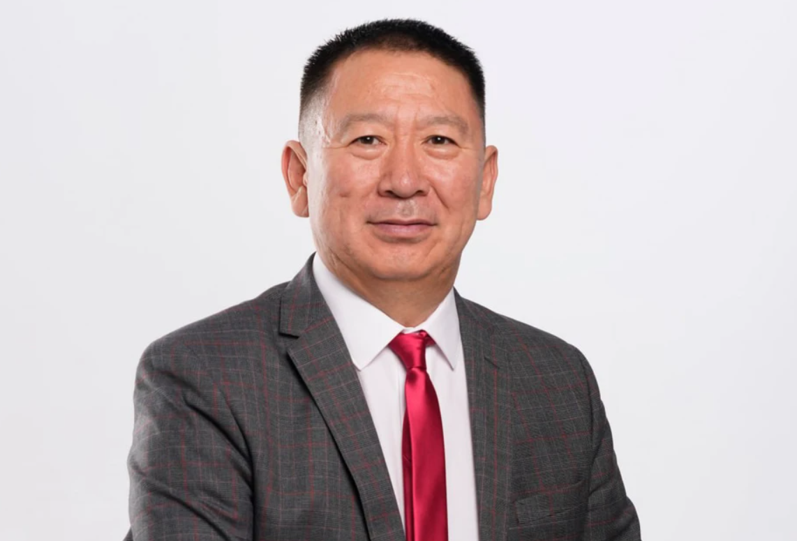 Глава Верхневилюйского улуса Валерий Николаев ответил на критику Владимира Поскачина