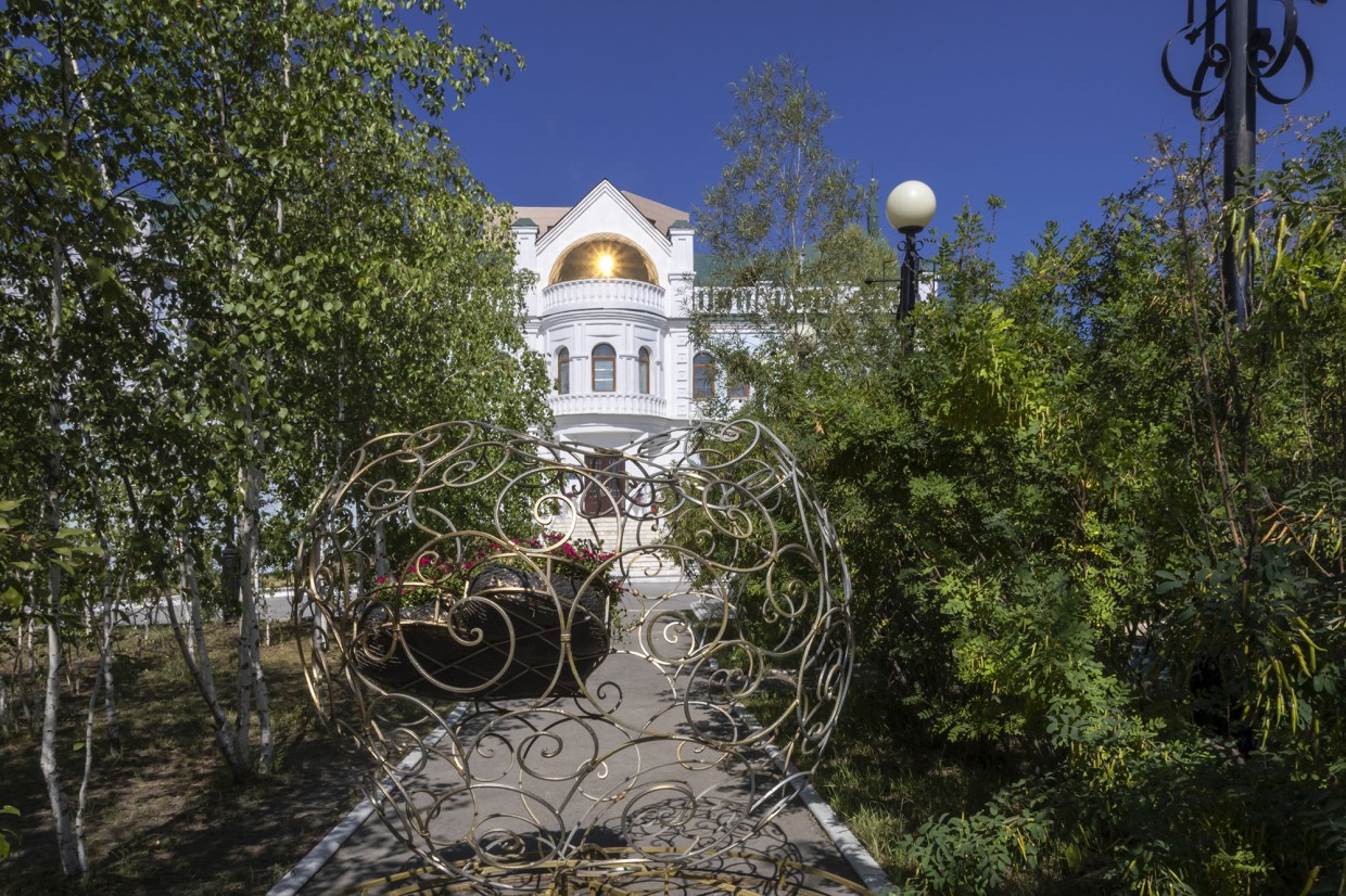 В Якутии парам, прожившим в браке более 50 лет, будут дарить 50 тысяч рублей