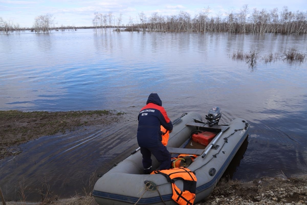 Тело мужчины с перевернувшейся лодки обнаружено в Мегино-Кангаласском улусе
