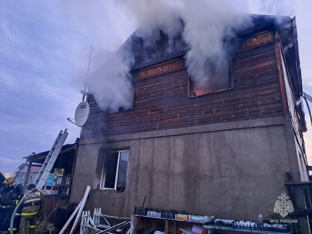 Пожар с двумя погибшими в Нюрбе: уточненная информация