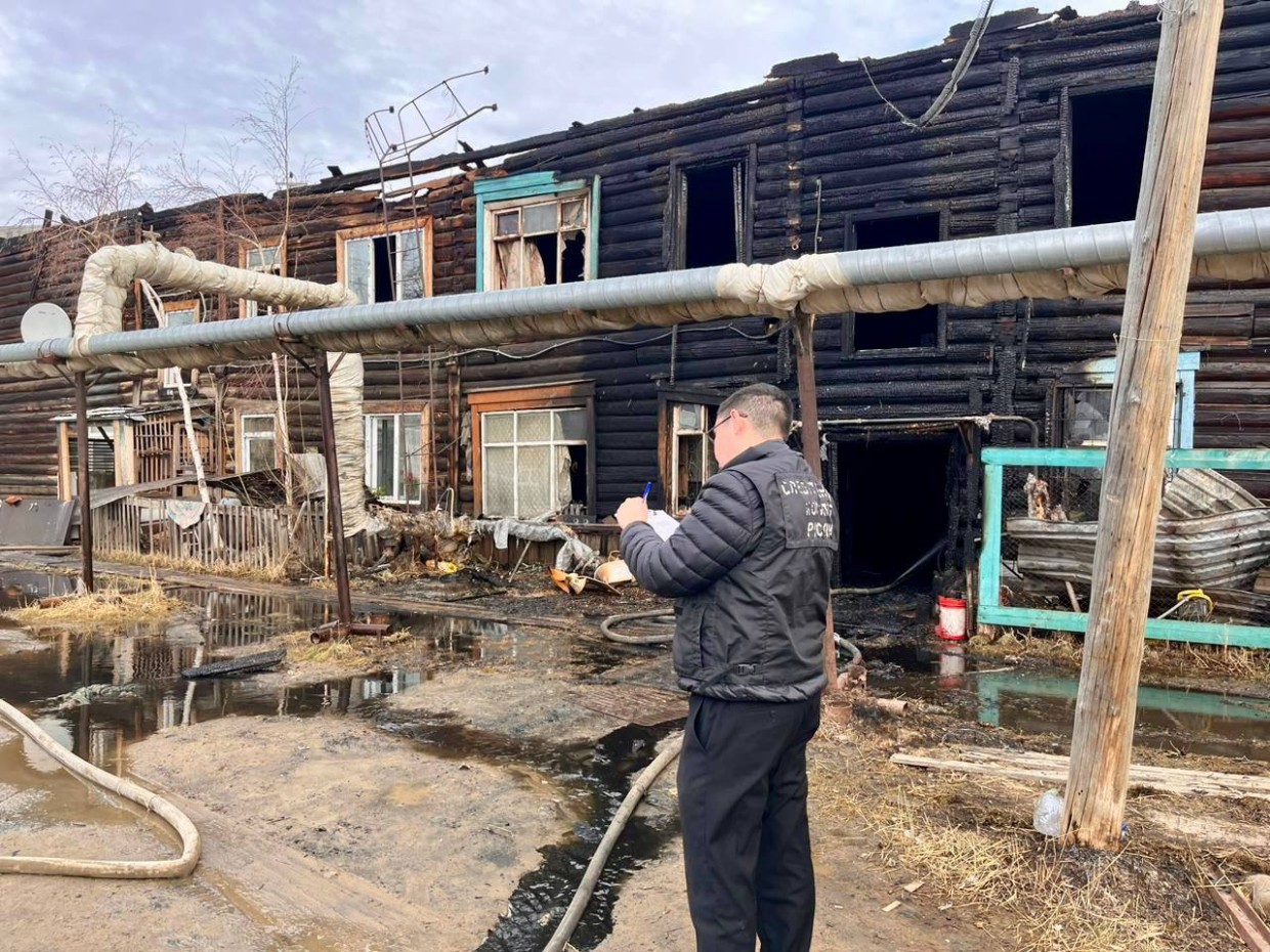 Мать и дочь погибли при пожаре в «двухэтажке» на улице Рихарда Зорге. Восемь лет назад пожар в этом же доме унес жизни четырех человек