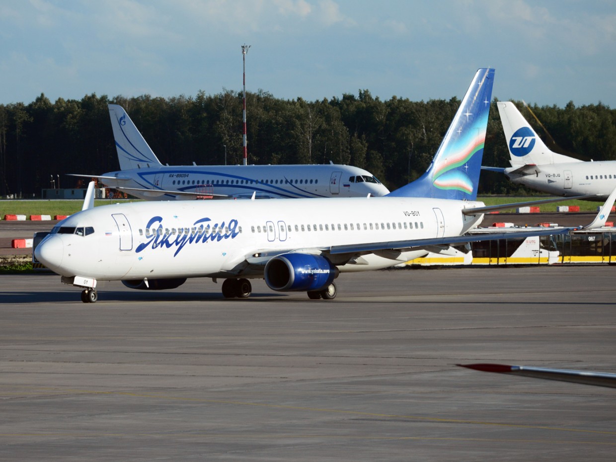 Самолет авиакомпании «Якутия» при посадке в Москве сблизился с воздушным шаром