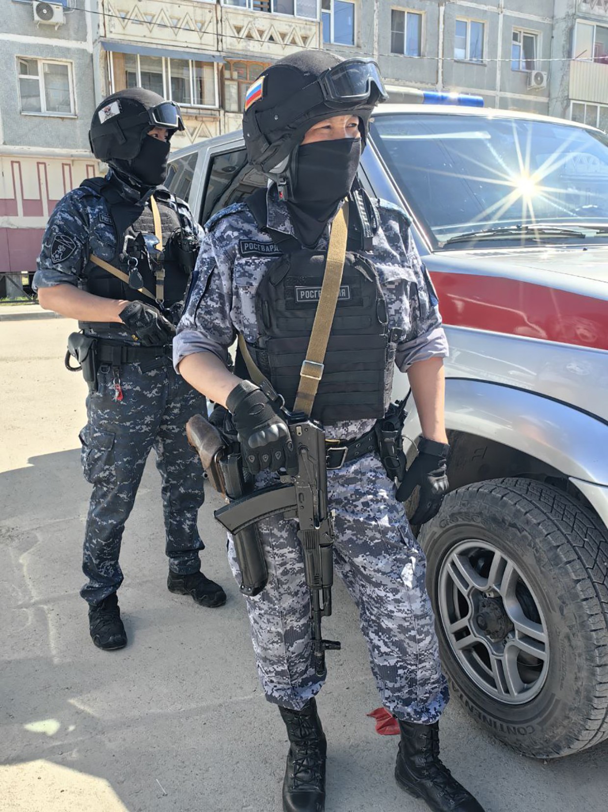 Росгвардейцы задержали жителей Якутска, устроивших потасовку на парковке развлекательного заведения