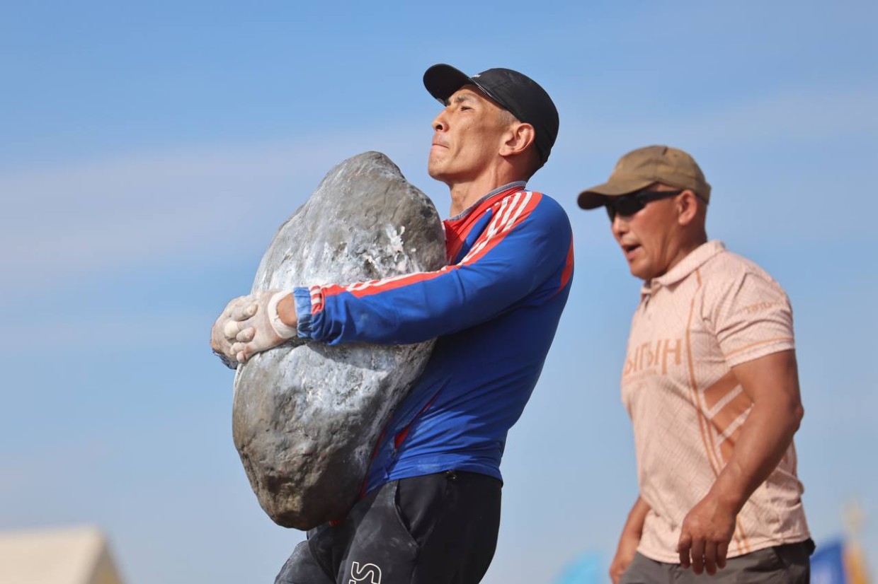 Фотофакт: Победителем "Игр Дыгына" стал Дьулустаан Ноговицын