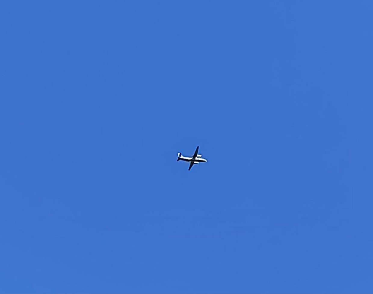 В Якутии самолет Ан-26 вернулся в аэропорт из-за отказа двигателя