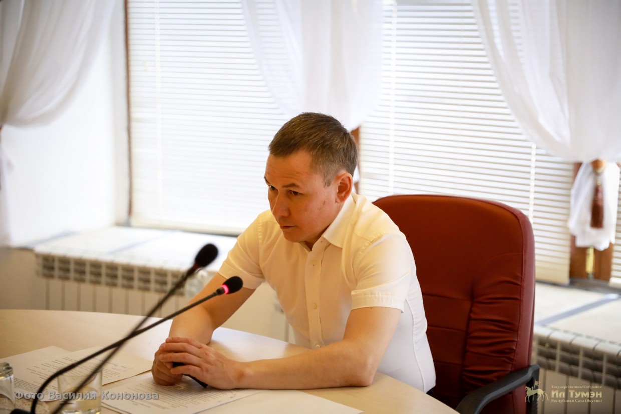 В Якутии депутаты предлагают поощрять оплачиваемым отпуском тех, кто занимается спортом