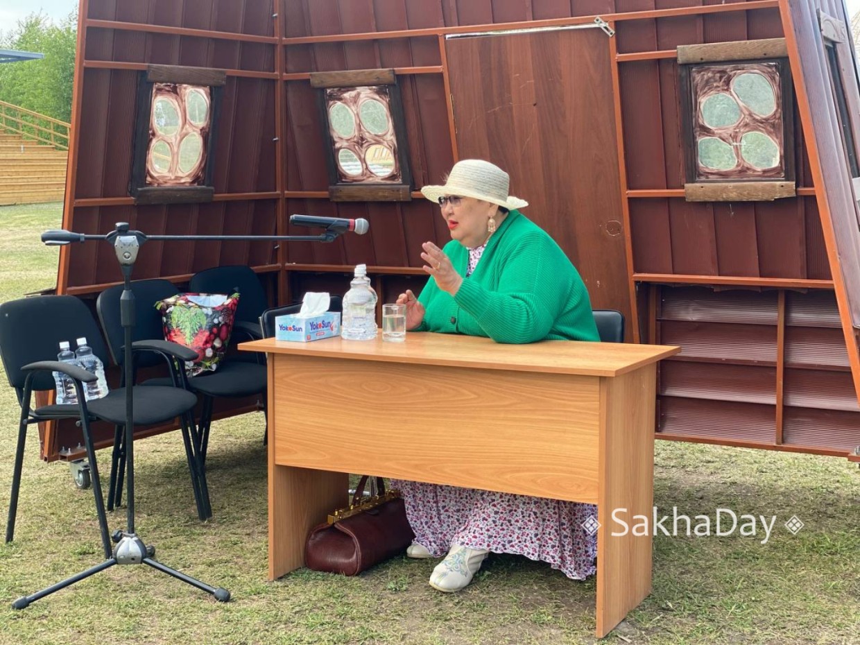 Эдьиий Дора: "Не будьте как звери, живите по-новому!"