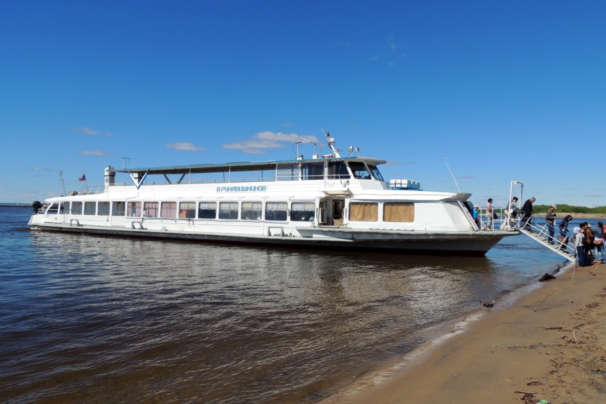 Теплоход «В.Рукавишников» начнет пассажирские перевозки «Якутск — Нижний Бестях» ориентировочно с 5 июня