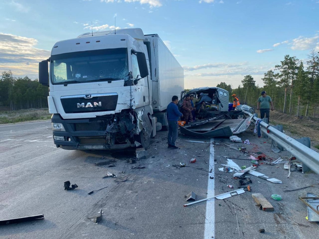 В ДТП в Мегино-Кангаласском районе пострадали 5 человек