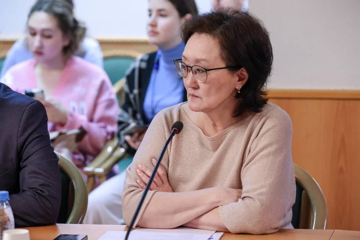 Сардана Авксентьева удивилась комментарию жены якутского депутата Гордумы