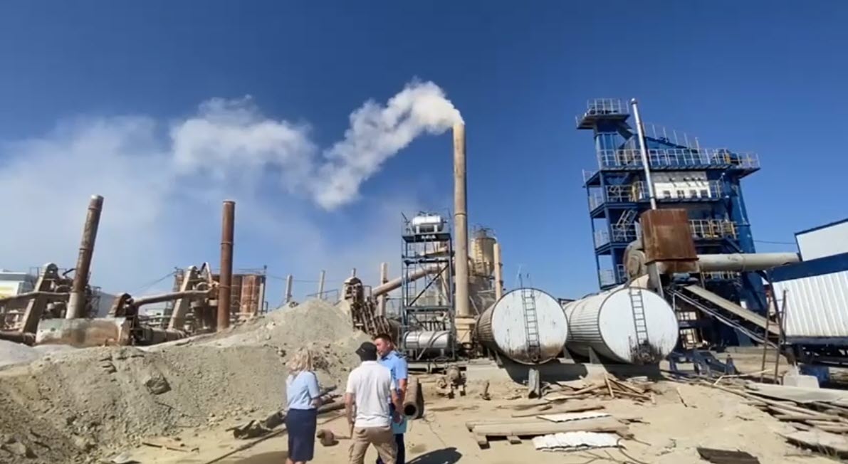 Результаты проверки деятельности асфальтобетонного завода ЗАО «Гордормостстрой» стали основанием для обращения прокуратуры в суд о приостановлении его