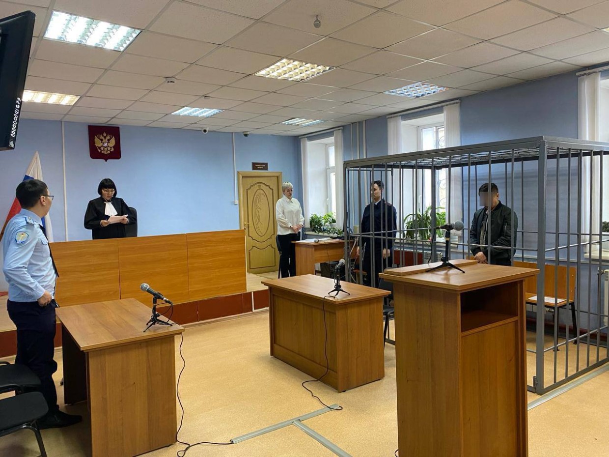 Олекминский районный суд вынесет приговор Евгению Иванову, отрезавшему бывшей жене ухо и нос