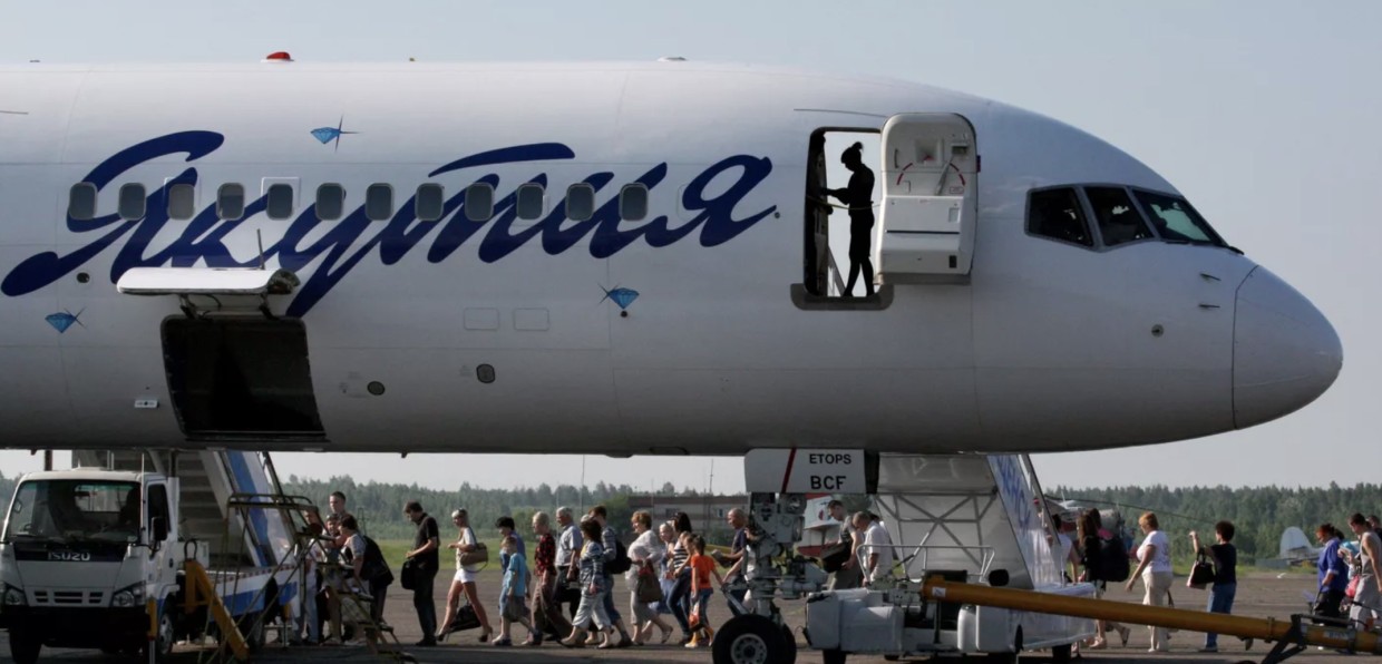 Авиакомпания «Якутия» направила пассажирам ошибочное сообщение об отмене рейса Якутск — Москва