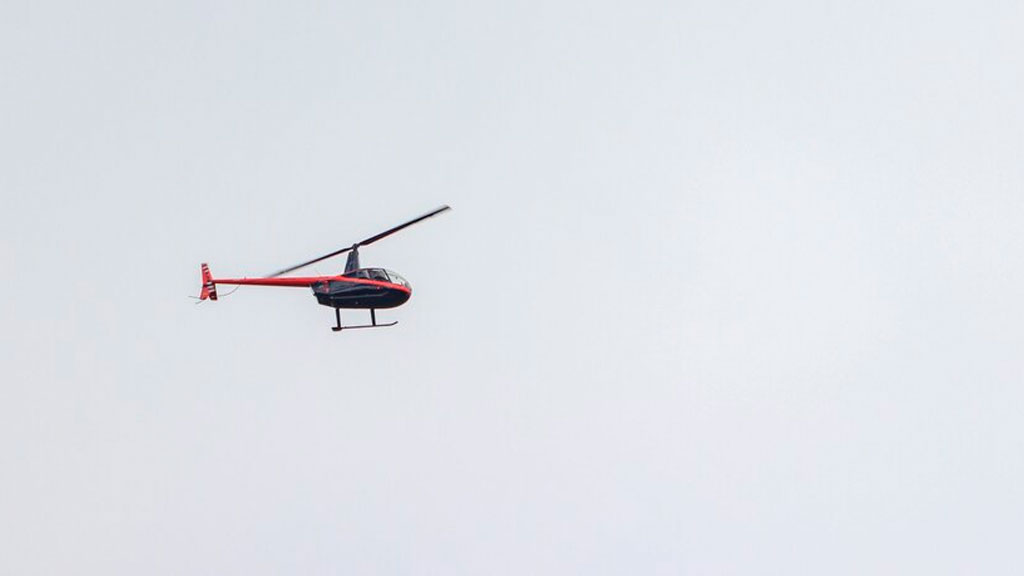 МЧС Якутии: на борту пропавшего вертолета находились гражданские лица