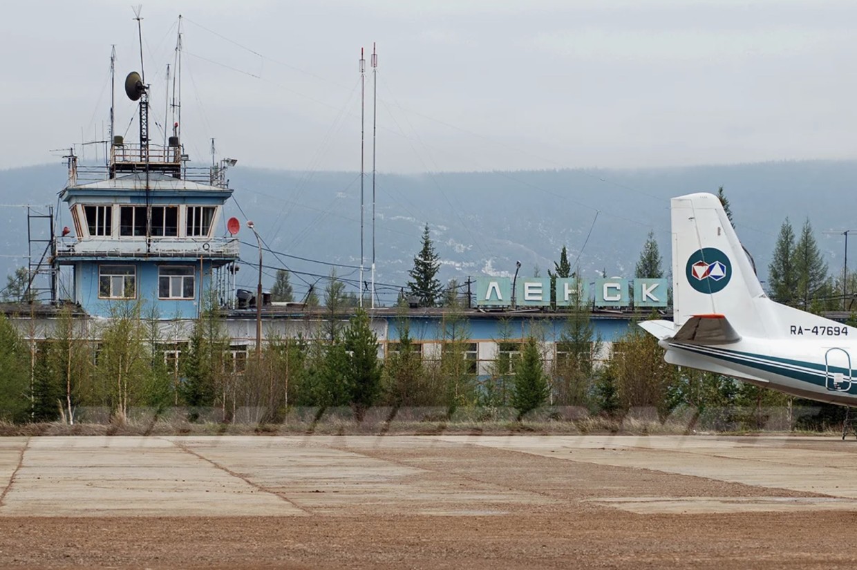 Авиакомпании отменяют рейсы в Ленск из-за дыма от лесных пожаров. Пассажиры не могут улететь с 8 июля