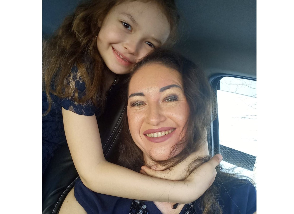 «Девочка в тазике» из-за отключения газа в Якутске уехала в улус