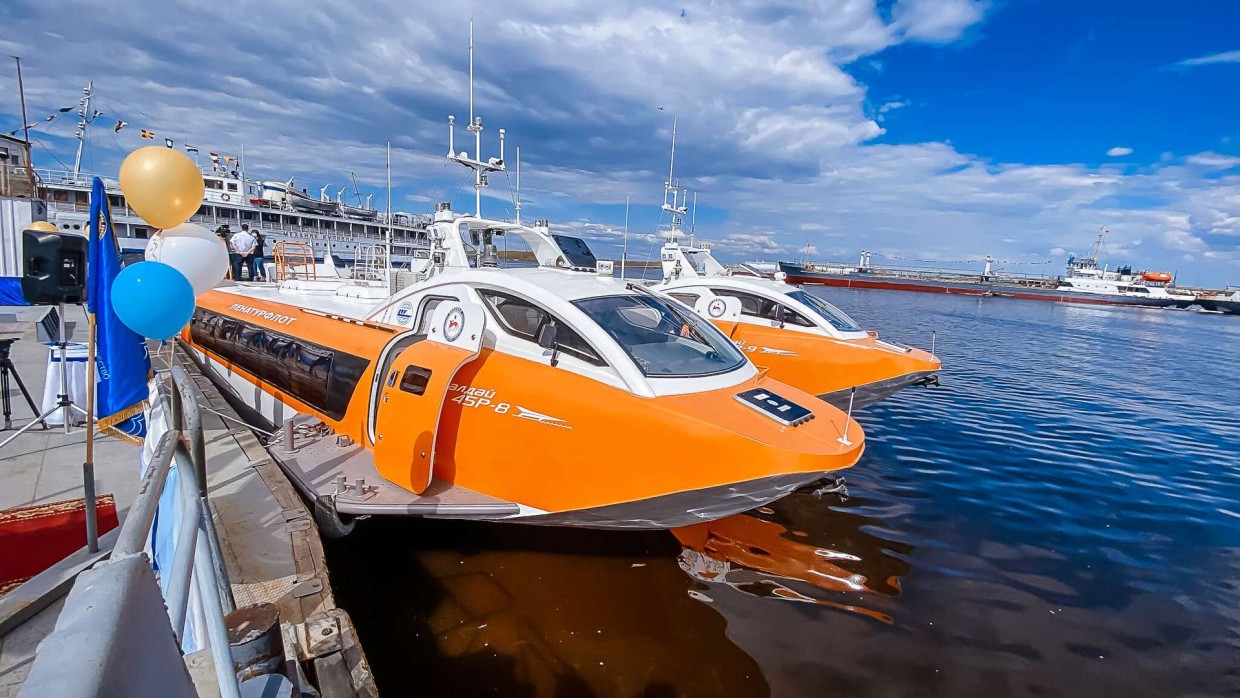 Министр транспорта Якутии объяснил, почему теплоход «Валдай» до сих пор не вышел на линию «Якутск — Нижний Бестях»