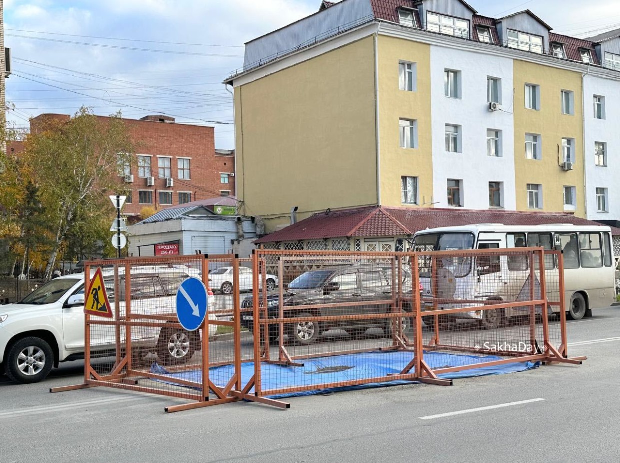 Фотофакт: Рабочая неделя закончилась, провал года не устранен