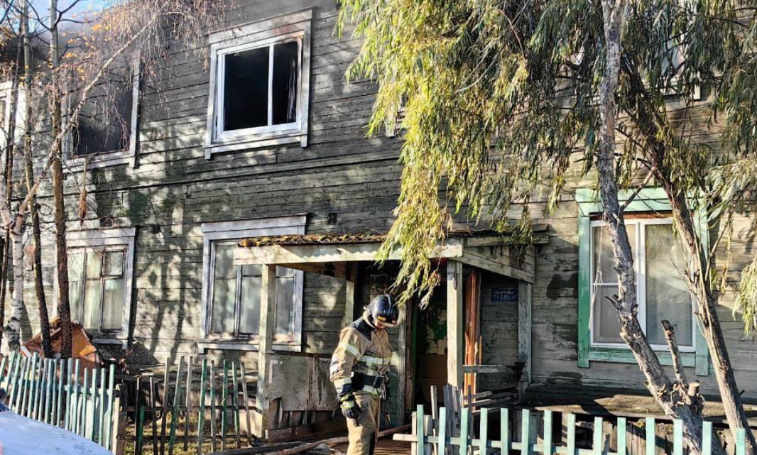 В Якутске при пожаре погибли трое детей