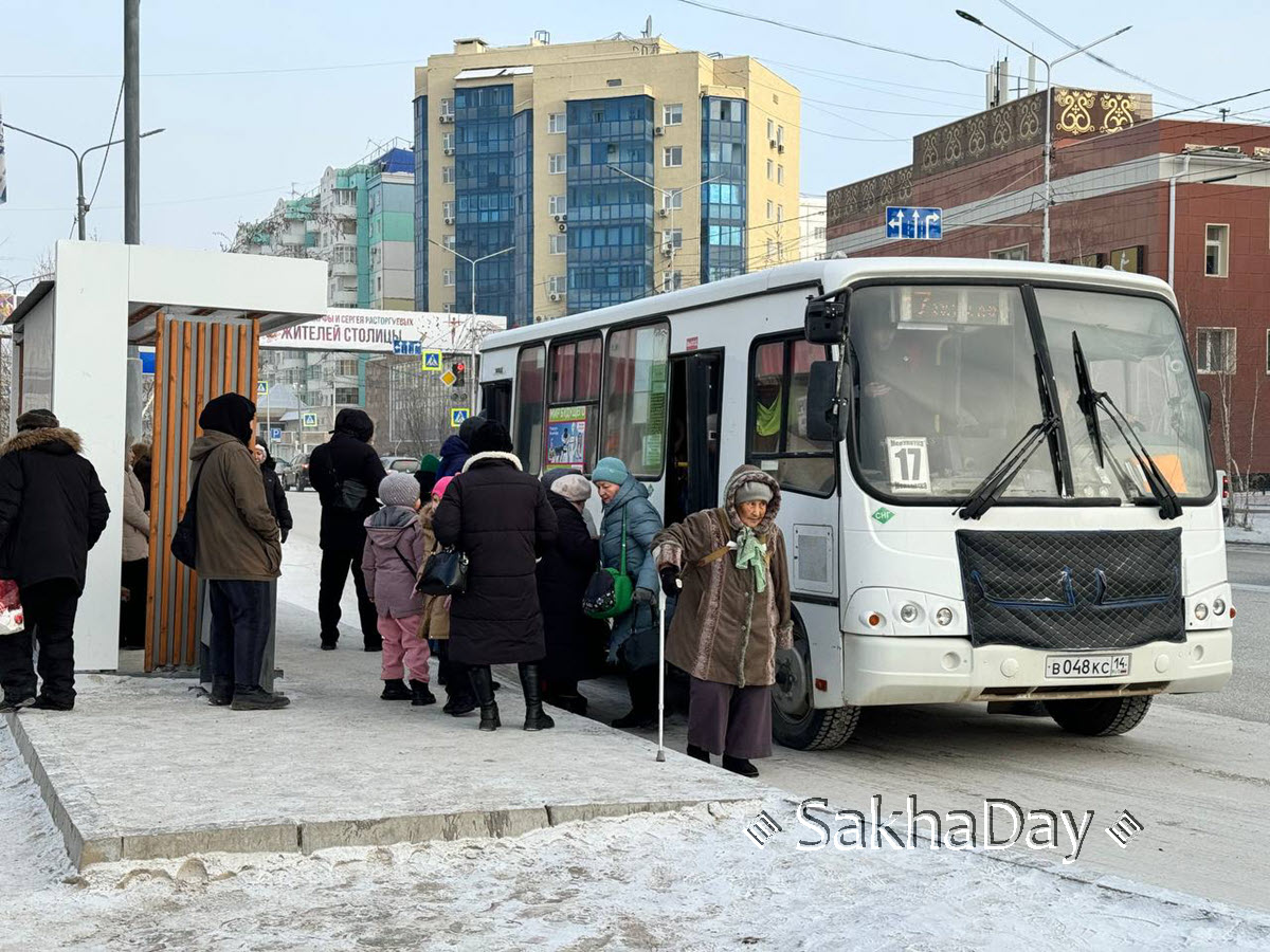 "Водители автобусов в Якутске хотят зарплату 250 тысяч рублей"