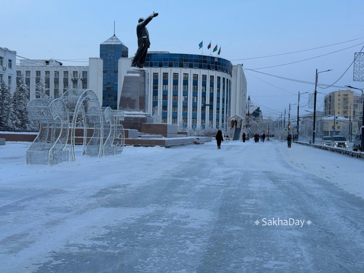 Площадь Ленина или площадь Республики: опрос горожан