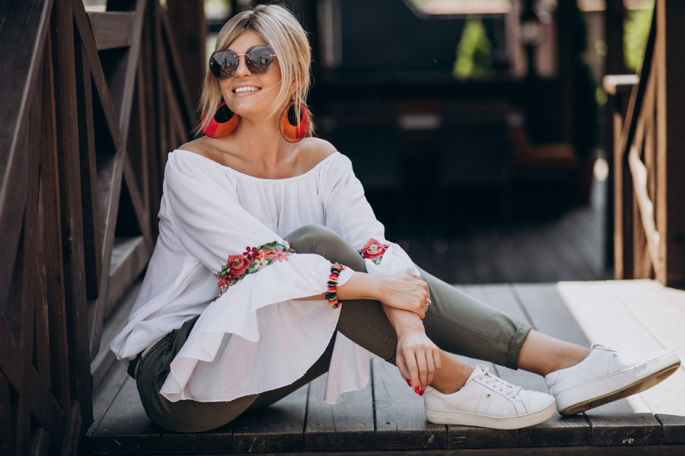 Женщины часто хотят выглядеть моложе — это не сложно: что нужно делать