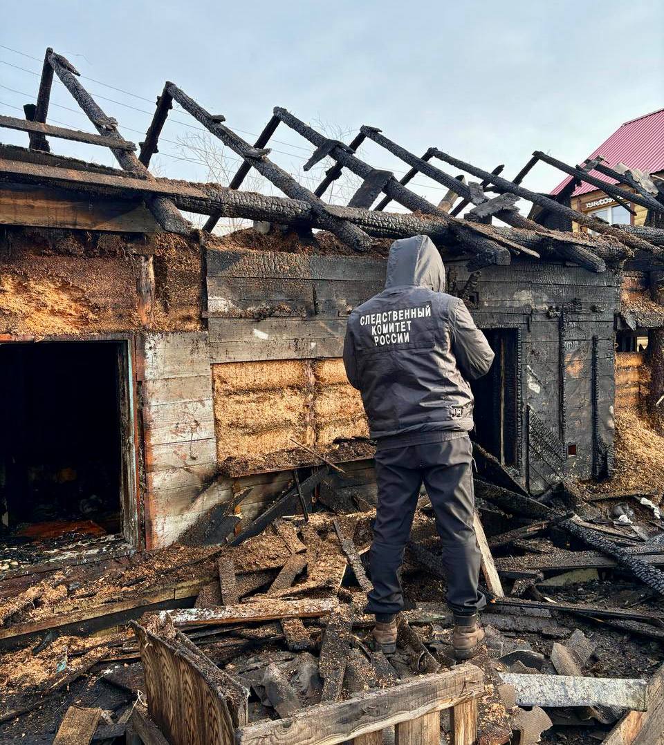 Тела отца и сына обнаружены на месте пожара в Якутске