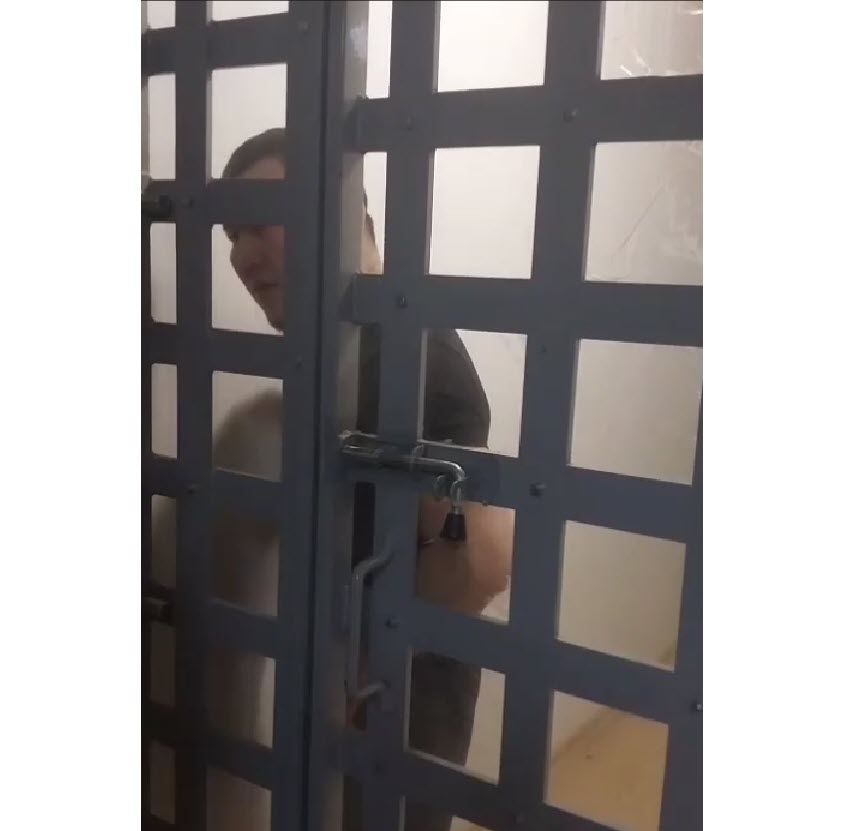 Избит глава села Дьохсоҕон Таттинского улуса