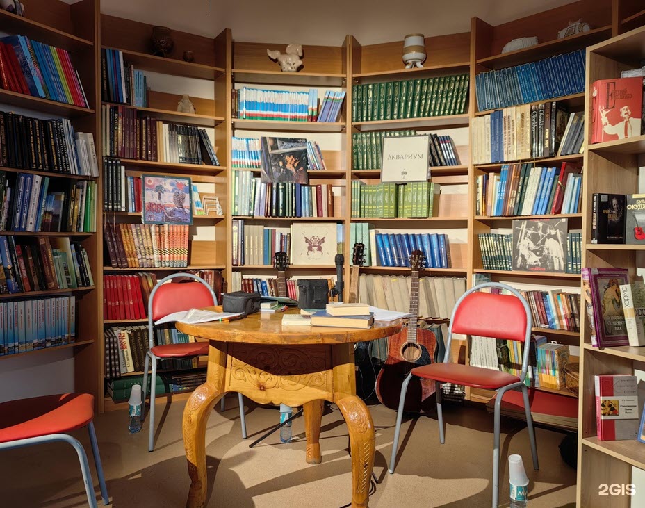 Встреча с поклонниками творчества писателя Виталия Егорова состоится в эту пятницу