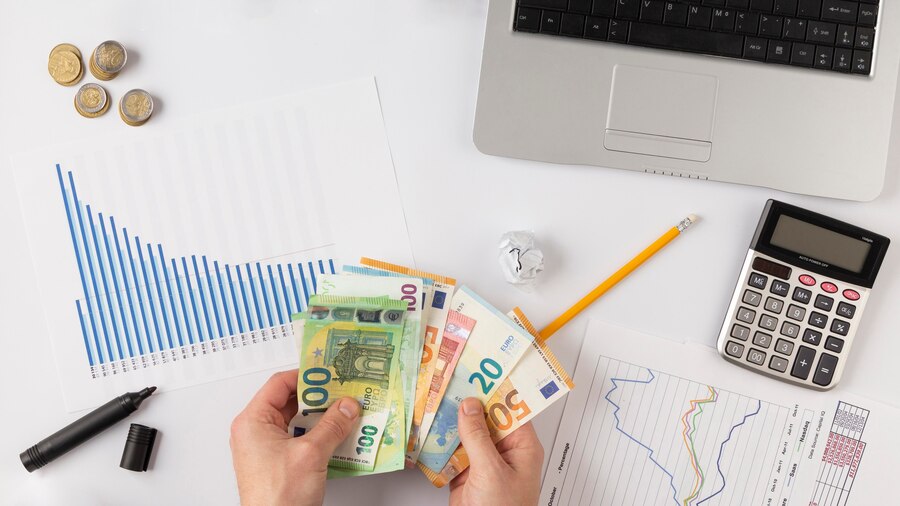 Гороскоп на 16 апреля для всех знаков Зодиака: Звезды пророчат признание и богатство — Рыбы и Тельцы найдут прибыль, Скорпионам придет успех в карьере