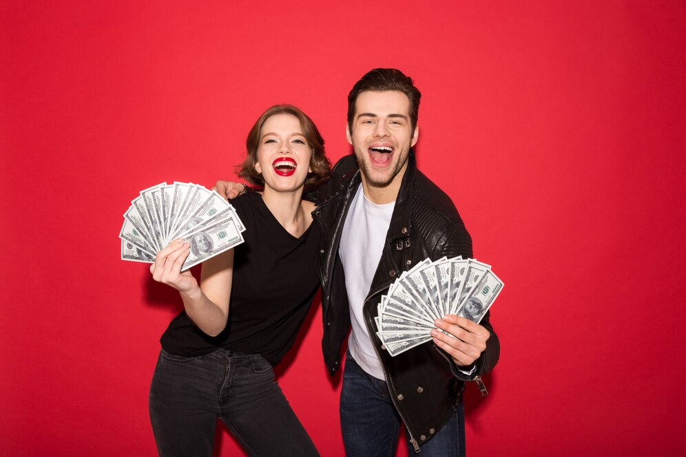 3 знака Зодиака, которые разбогатеют в начале мая: астрологи рассказали, кому приготовить чемоданы для денег