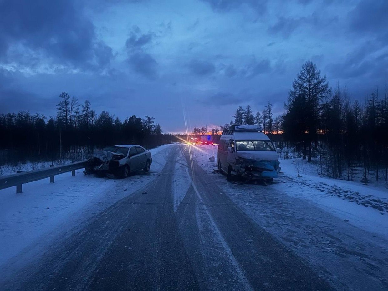 Минздрав о состоянии пострадавших в крупной аварии на ФАД "Вилюй"