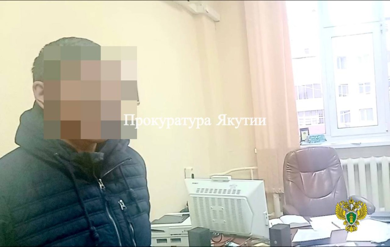 «Хочешь работать — плати»: замруководителя Управления ветеринарии Якутии давал взятки начальнику за “нормальные отношения”