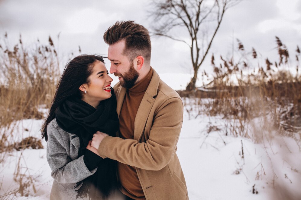 После 1 мая - Козерогам, Рыбам и Ракам нужно быть готовыми к головокружительному любовному приключению: впустите в своё сердце любовь