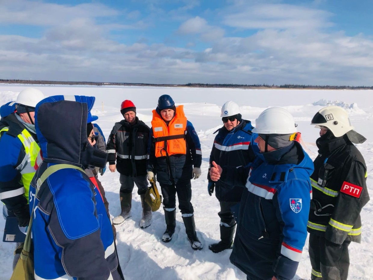 ЯТЭК успешно провела учения по предотвращению разливов углеводородов на реке Вилюй