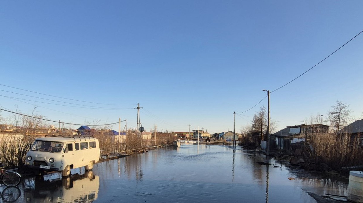 В Среднеколымске подтоплены 13 дворов