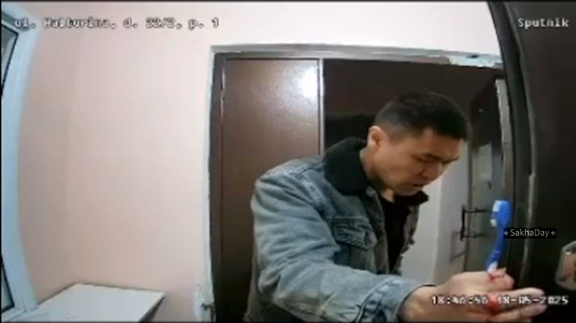 В Якутске пьяный мужчина напал на консьержку