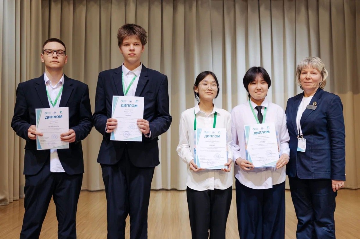 Обмен идеями и яркие впечатления: школьники Кысыл-Сыра побывали в Иркутске