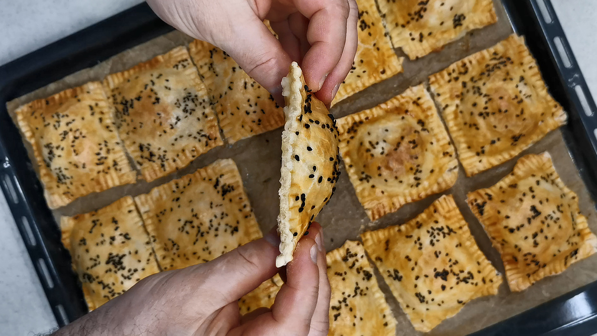 Закуска на праздничный стол: удивите подруг и гостей — получится сытно и красиво