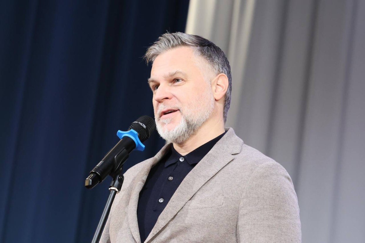 Школьников обнадежили встречей с премьер-министром Якутии. "Разговоры о важном" назначили в 7.30 утра, но они не состоялись