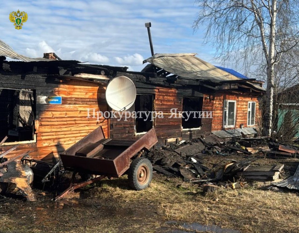 В Ленском районе при пожаре погиб человек и четверо пострадали, из них трое - дети