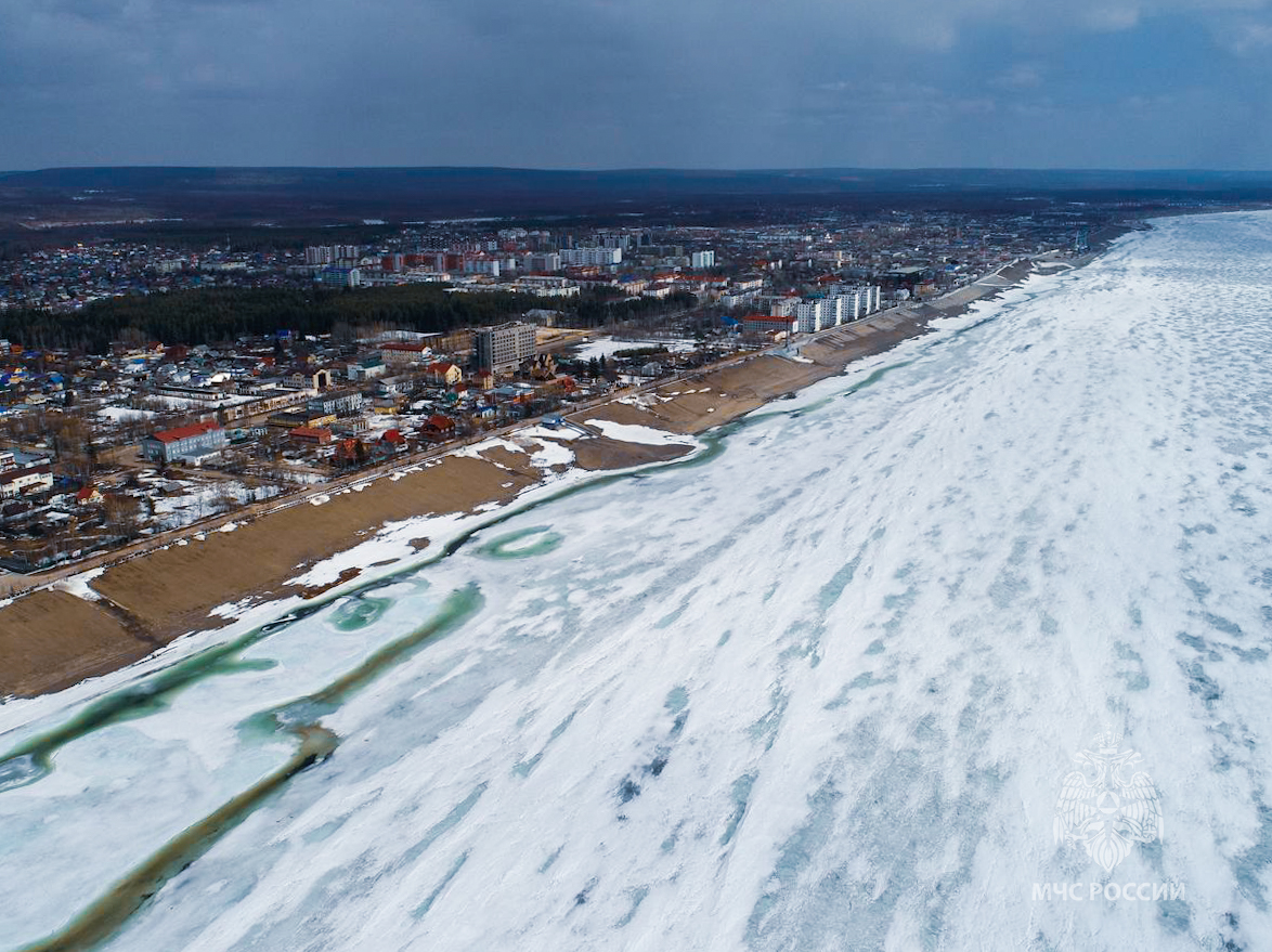 Ледоход на реке Лена проходит по территории Иркутской области